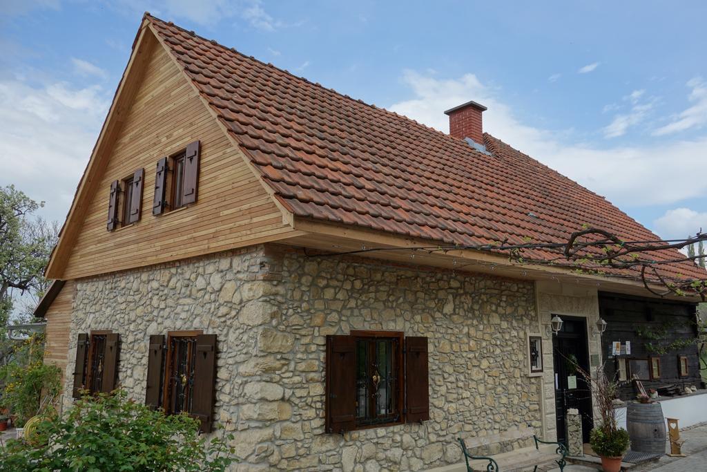 Weingut Primus Suedsteiermark Spielfeld Exteriör bild